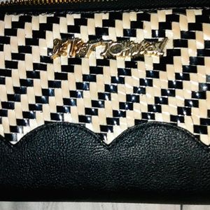 Betsey Johnson Blk/Wht Checkered Wallet